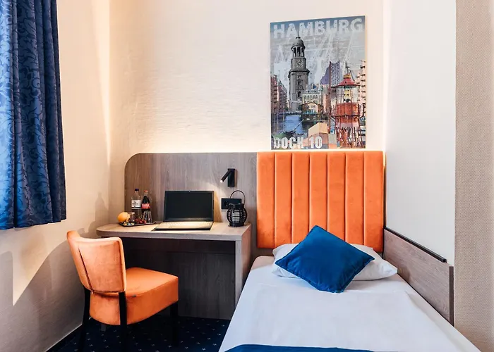 Hotel Commerz Hamburg By Uniqstay