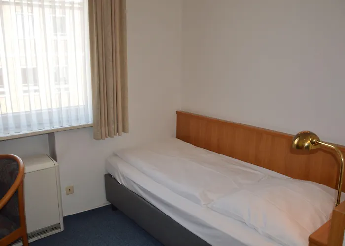 Commerz Hotel