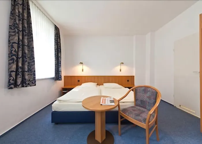 Hotel Commerz Hamburg By Uniqstay